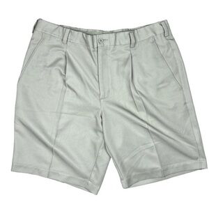 Nike Golf Shorts Mens Dri-Fit 36 Khaki Beige Tan Pleated Casual Outdoors Comfort